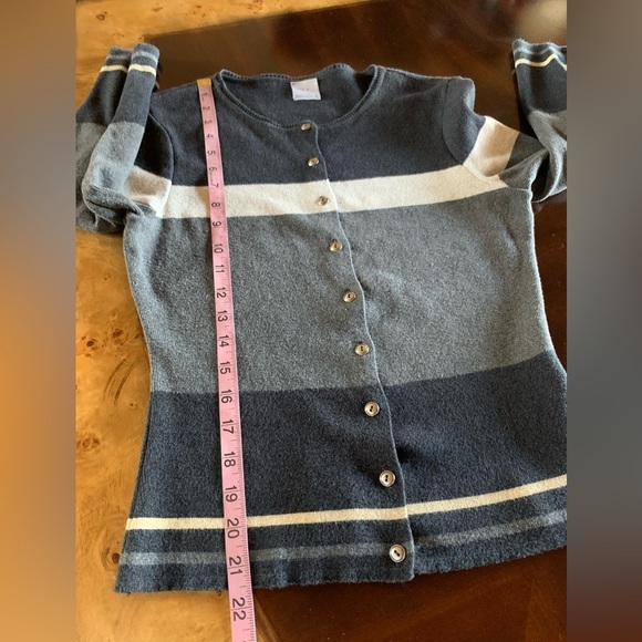 Laurie B. Shades of‎ Gray Striped Cardigan Set - Picture 9 of 14